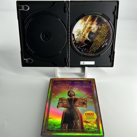 The Ten Commandments on DVD. Animated - Picture 5 of 5